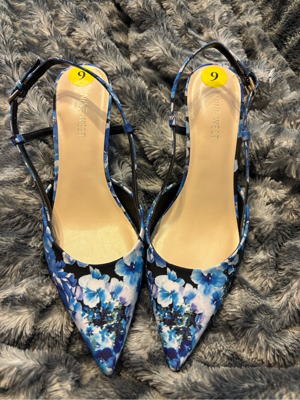 Nine West Blue Floral Pointed-Toe Slingback Pumps